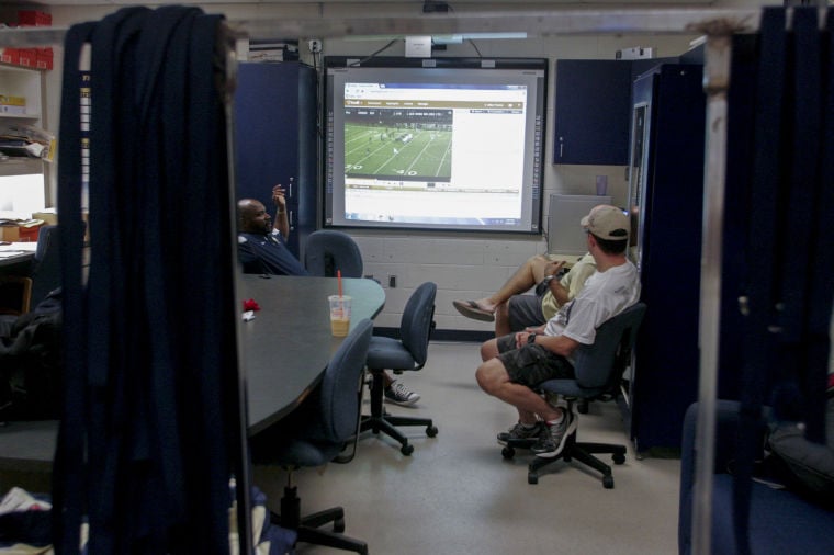 Football: DV goes to Calif.